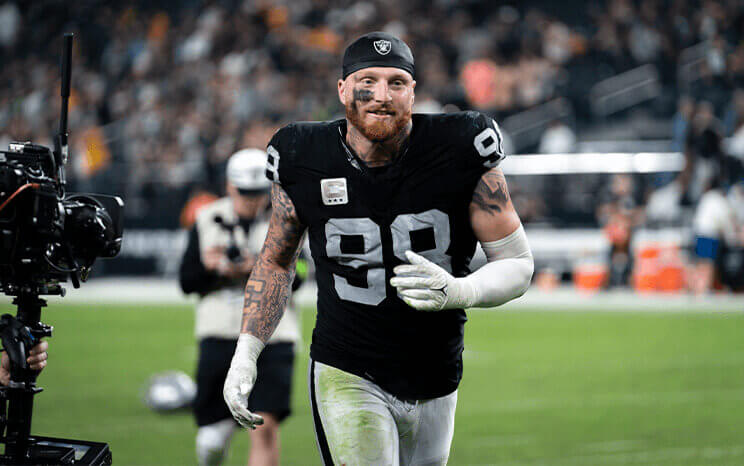 Raiders Slide 11