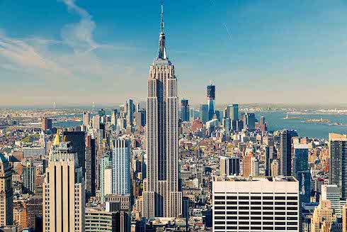 The Empire State Building overlooking the Manhattan skyline